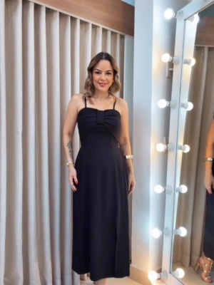 Thati Garuti Store - Vestido Midi Laço Frontal Mari Preto